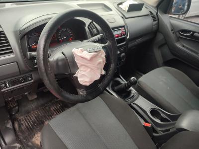 D-MAX CIFT KABIN KAMYONET 1.9 4x2 V-GO 6M T