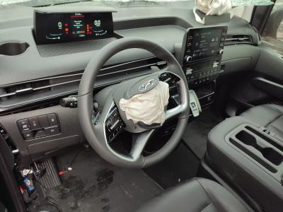 STARIA ELITE 2.2 CRDI 177 8AT 4x4