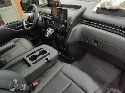 STARIA ELITE 2.2 CRDI 177 8AT 4x4