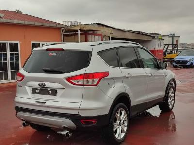 KUGA SELECTIVE 1.6 ECOBOOST 180 4WD A/T