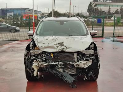 KUGA SELECTIVE 1.6 ECOBOOST 180 4WD A/T