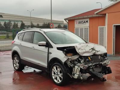 KUGA SELECTIVE 1.6 ECOBOOST 180 4WD A/T