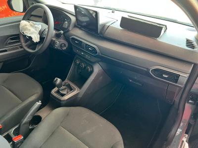 SANDERO STEPWAY ESSENTIAL TCE 90 CVT