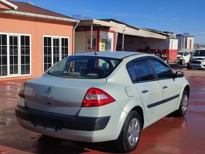 MEGANE II SEDAN AUTHENTIQUE 1.6 16V