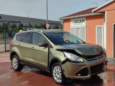 KUGA TITANIUM 1.6 ECOBOOST 180 4WD A/T