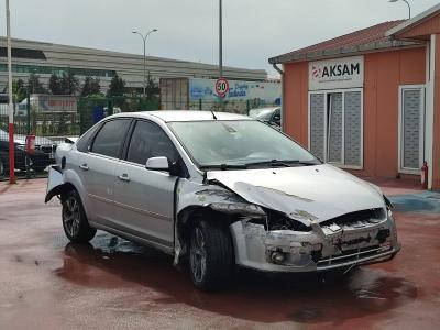 FOCUS 1.6 TDCi GHIA 4 KAPI CVT (109)