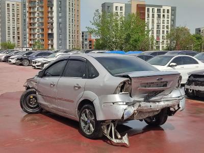 FOCUS 1.6 TDCi GHIA 4 KAPI CVT (109)