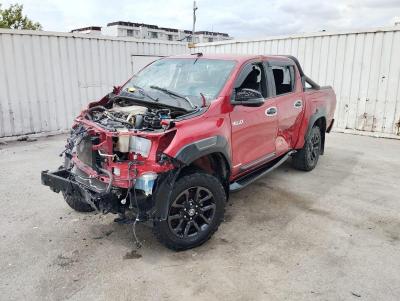 HILUX 2.4 D-4D 150 4x4 INVINCIBLE A/T