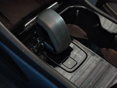 XC40 RECHARGE P6 SINGLE MOTOR ULTIMATE 170 KW