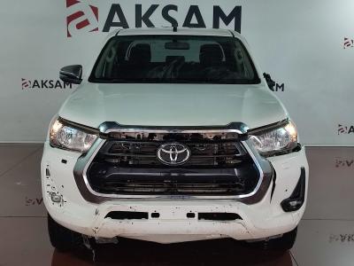HILUX 2.4 D-4D 150 4x4 ADVENTURE