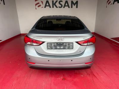 ELANTRA 1.6 CRDI STYLE DESIGN PACK OV