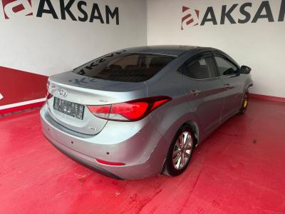 ELANTRA 1.6 CRDI STYLE DESIGN PACK OV