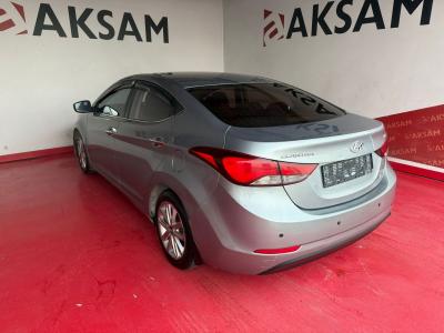 ELANTRA 1.6 CRDI STYLE DESIGN PACK OV
