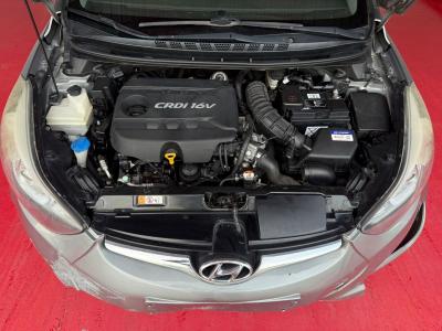 ELANTRA 1.6 CRDI STYLE DESIGN PACK OV