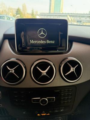 B 200 BLUEFFICIENY 1.6 SPORT