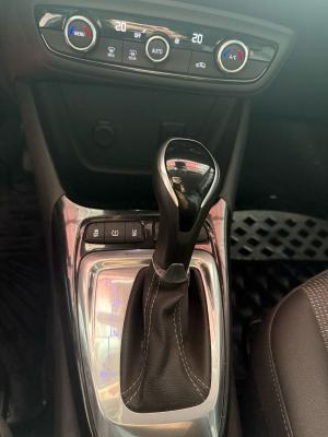 CROSSLAND 1.5 DIZEL AT6 120 EDITION