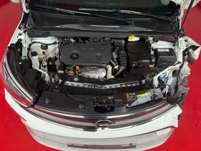 CROSSLAND 1.5 DIZEL AT6 120 EDITION