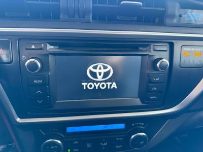 AURIS 1.6 TOUCH