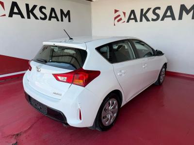 AURIS 1.6 TOUCH