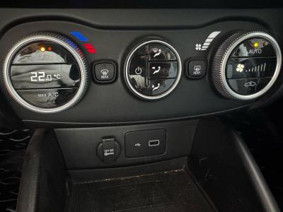 EGEA CROSS LOUNGE 1.4 FIRE 95 GSR TRACTION+