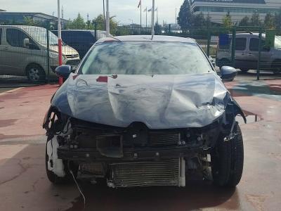 MEGANE SEDAN ICON 1.3 TCE EDC 140 FAZ2