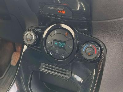 FIESTA TITANIUM 5K 1.4i 96