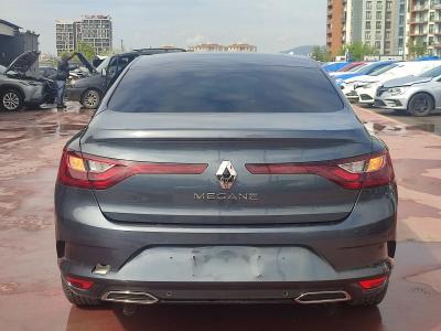 MEGANE SEDAN ICON 1.3 TCE EDC 140 FAZ2