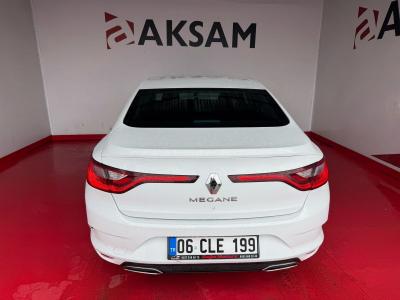 MEGANE SEDAN ICON 1.5 BLUEDCI EDC 115 FAZ2
