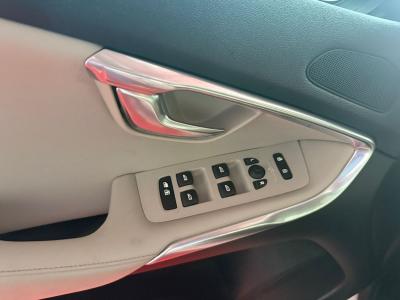 V40 1.5 T3 INSCRIPTION