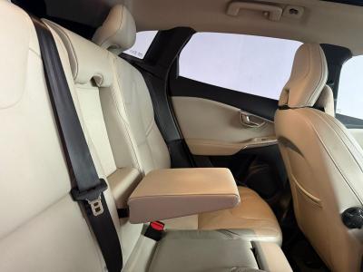 V40 1.5 T3 INSCRIPTION