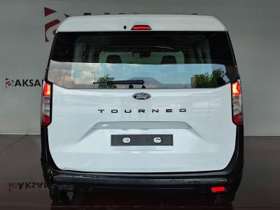 TOURNEO COURIER 1.5 D 100 DELUXE
