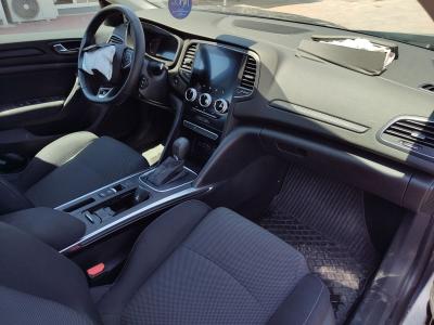 MEGANE SEDAN TOUCH 1.3 TCE EDC 140 FAZ2