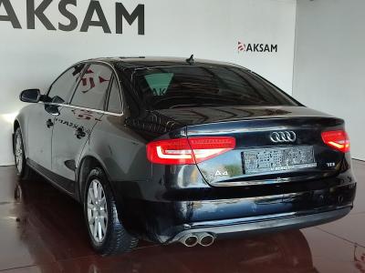 A4 SEDAN 2.0 TDI