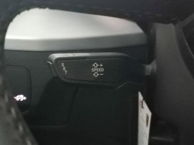Q2 30 TDI 1.6 116 STRONIC SPORT