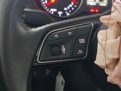 Q2 30 TDI 1.6 116 STRONIC SPORT