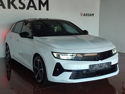 ASTRA  HB 1.2 AT8 130 GS