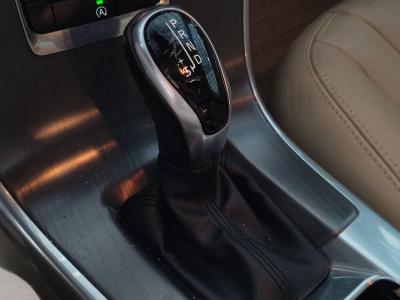 XC60 2.0 D4 ADVANCE GEARTRONIC