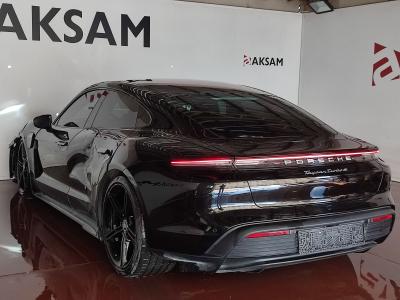 TAYCAN 4S (571)
