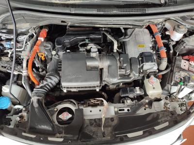 JAZZ 1.5 Hybrid Crosstar