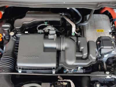 JAZZ 1.5 E:HEV HYBRID CROSSTAR AT
