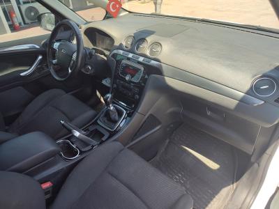 S-MAX TITANIUM 1.6 TDCI 115 7 KOLTUK
