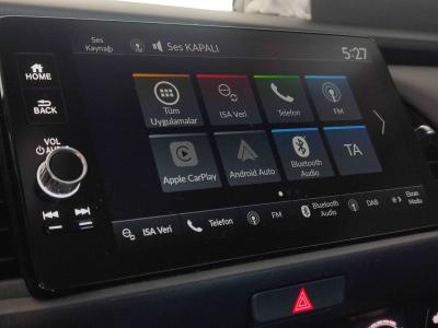 JAZZ 1.5 E:HEV HYBRID CROSSTAR AT