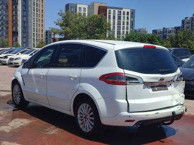S-MAX TITANIUM 1.6 TDCI 115 7 KOLTUK