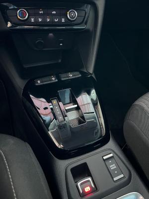 CORSA 1.2 100 AT8 EDITION