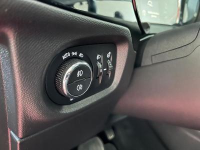 CORSA 1.2 100 AT8 EDITION