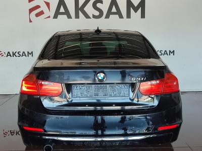 320i SEDAN 2.0