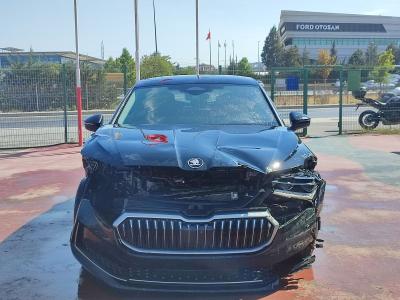 SUPERB 2.0 TSI 265 DSG 4X4 L&K CRYSTAL FL