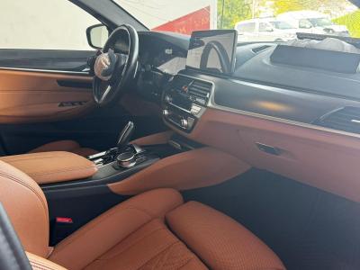 520i SEDAN LCI  50th Year M Edition