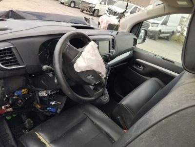 EXPERT TRAVELLER UZUN 2.0 BLUEHDI 150 S&S