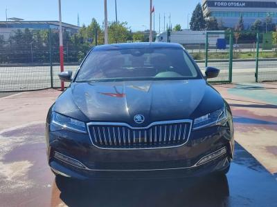 SUPERB 2.0 TSI 280 4x4 DSG L&K CRYSTAL
